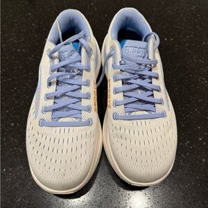 Brooks Women's Athletic Shoes - White and Light Blue